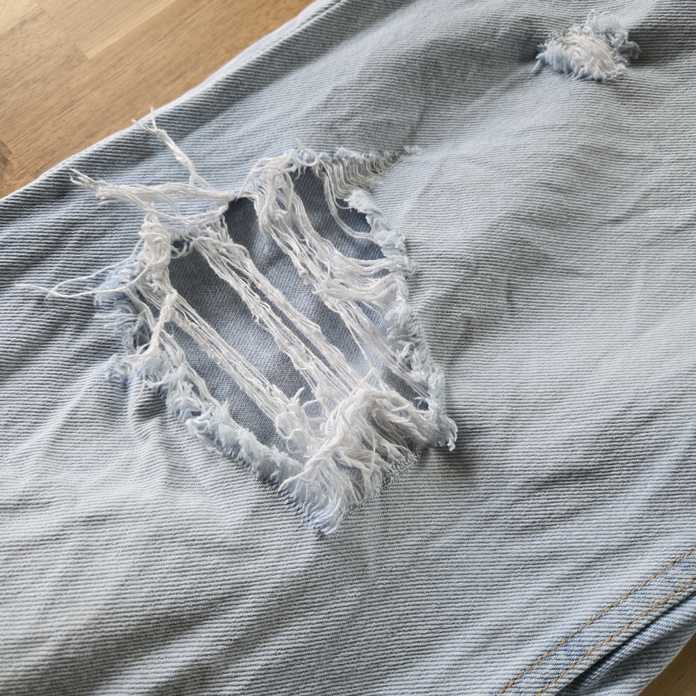 Denim & Co. Women's Ripped Wide Leg Light Blue Jeans Distressed Pockets Size 2 - Picture 6 of 14